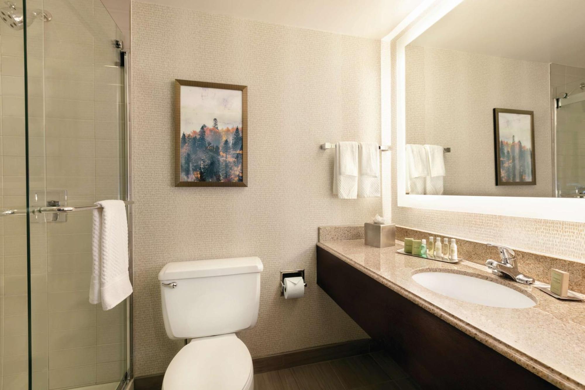 Doubletree By Hilton Atlanta Northeast/Northlake Tucker Bagian luar foto