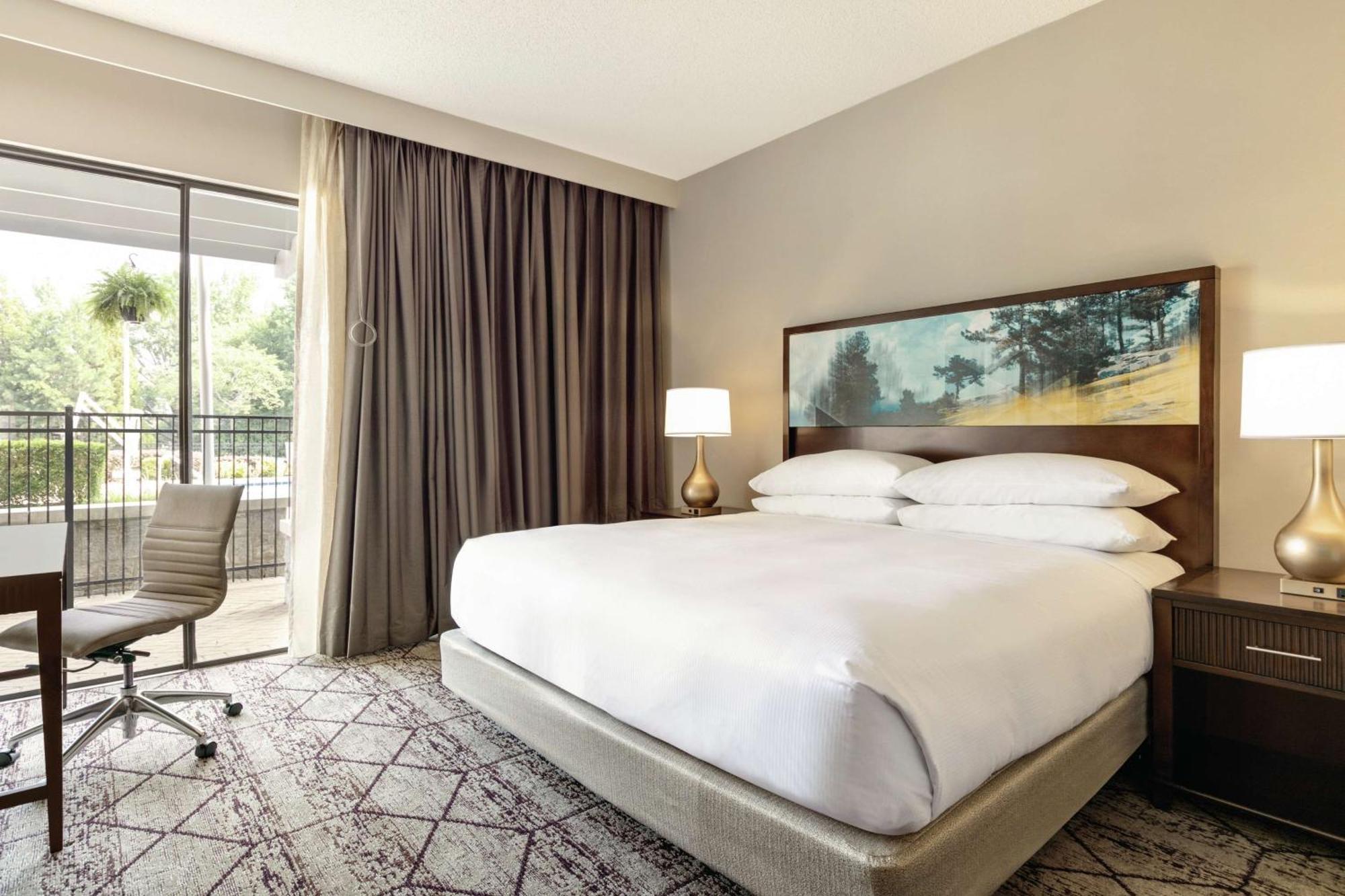 Doubletree By Hilton Atlanta Northeast/Northlake Tucker Bagian luar foto