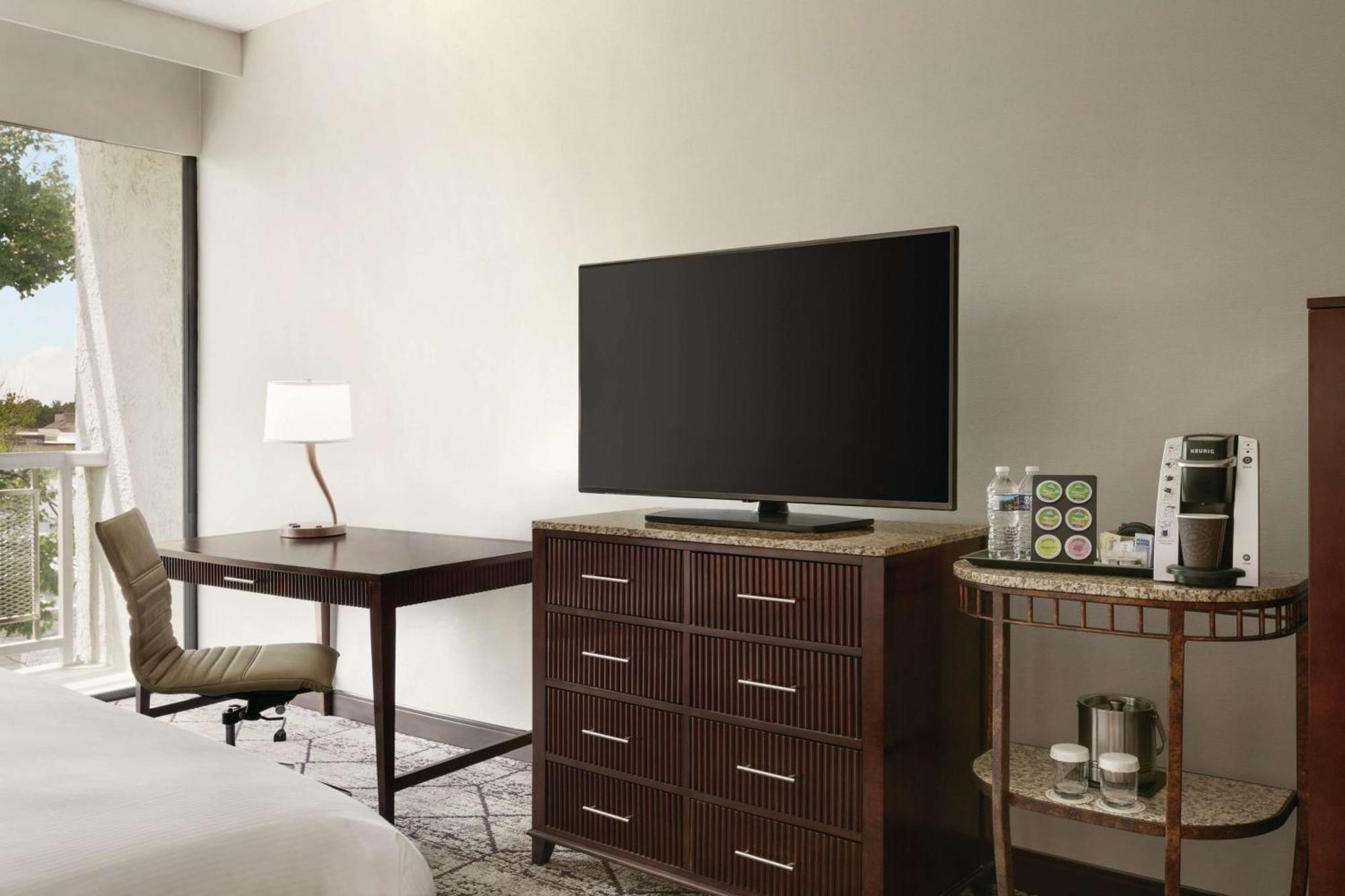 Doubletree By Hilton Atlanta Northeast/Northlake Tucker Bagian luar foto