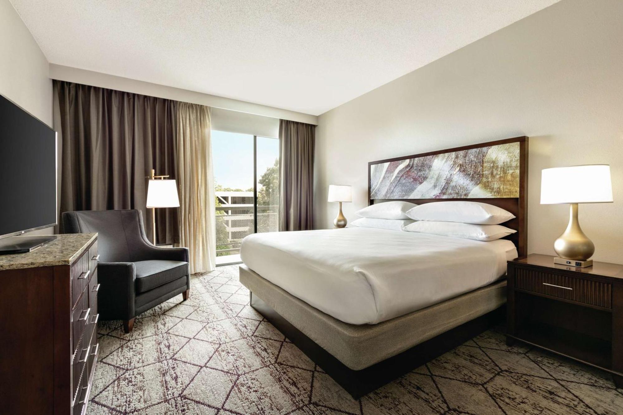 Doubletree By Hilton Atlanta Northeast/Northlake Tucker Bagian luar foto
