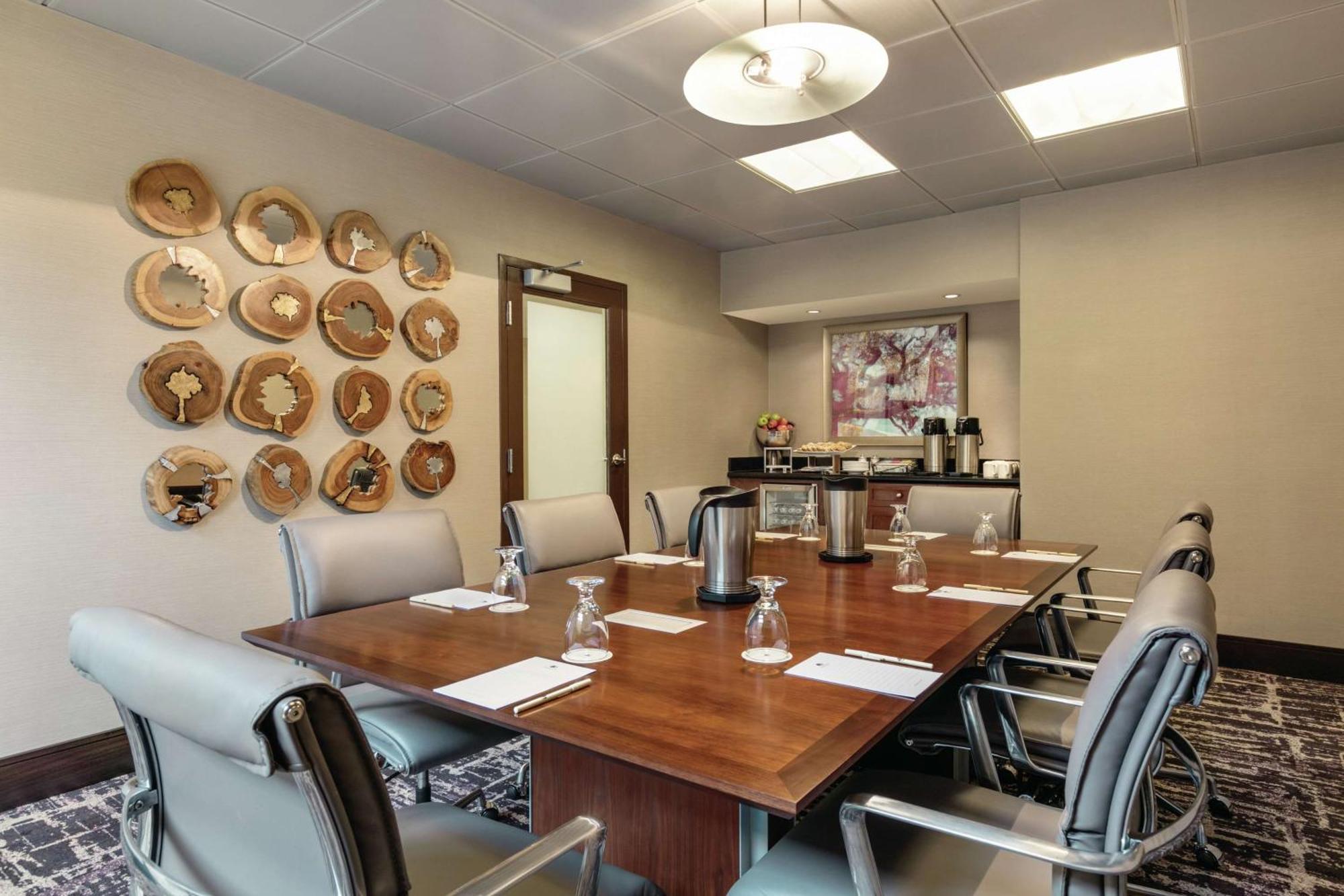 Doubletree By Hilton Atlanta Northeast/Northlake Tucker Bagian luar foto