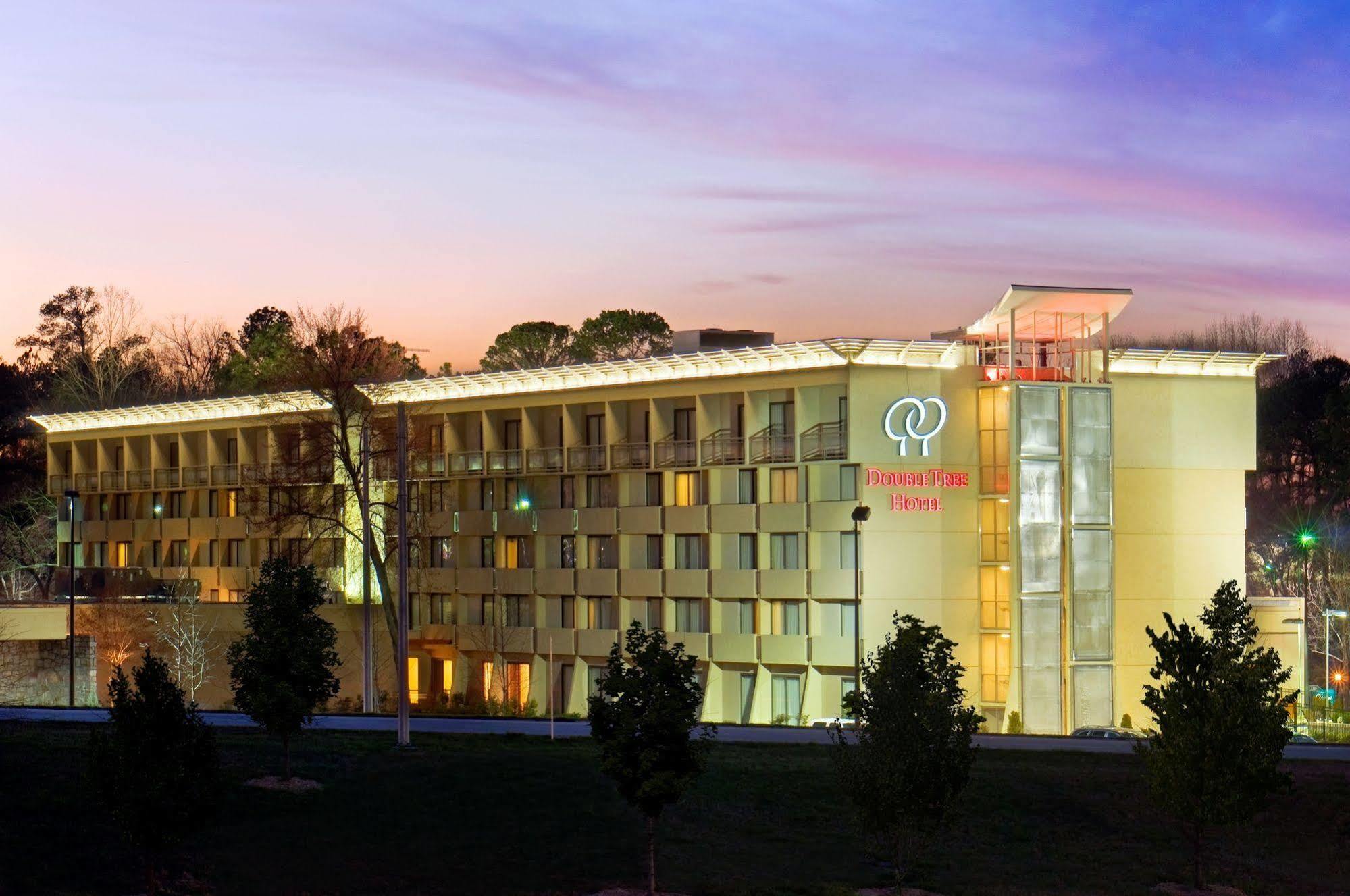 Doubletree By Hilton Atlanta Northeast/Northlake Tucker Bagian luar foto