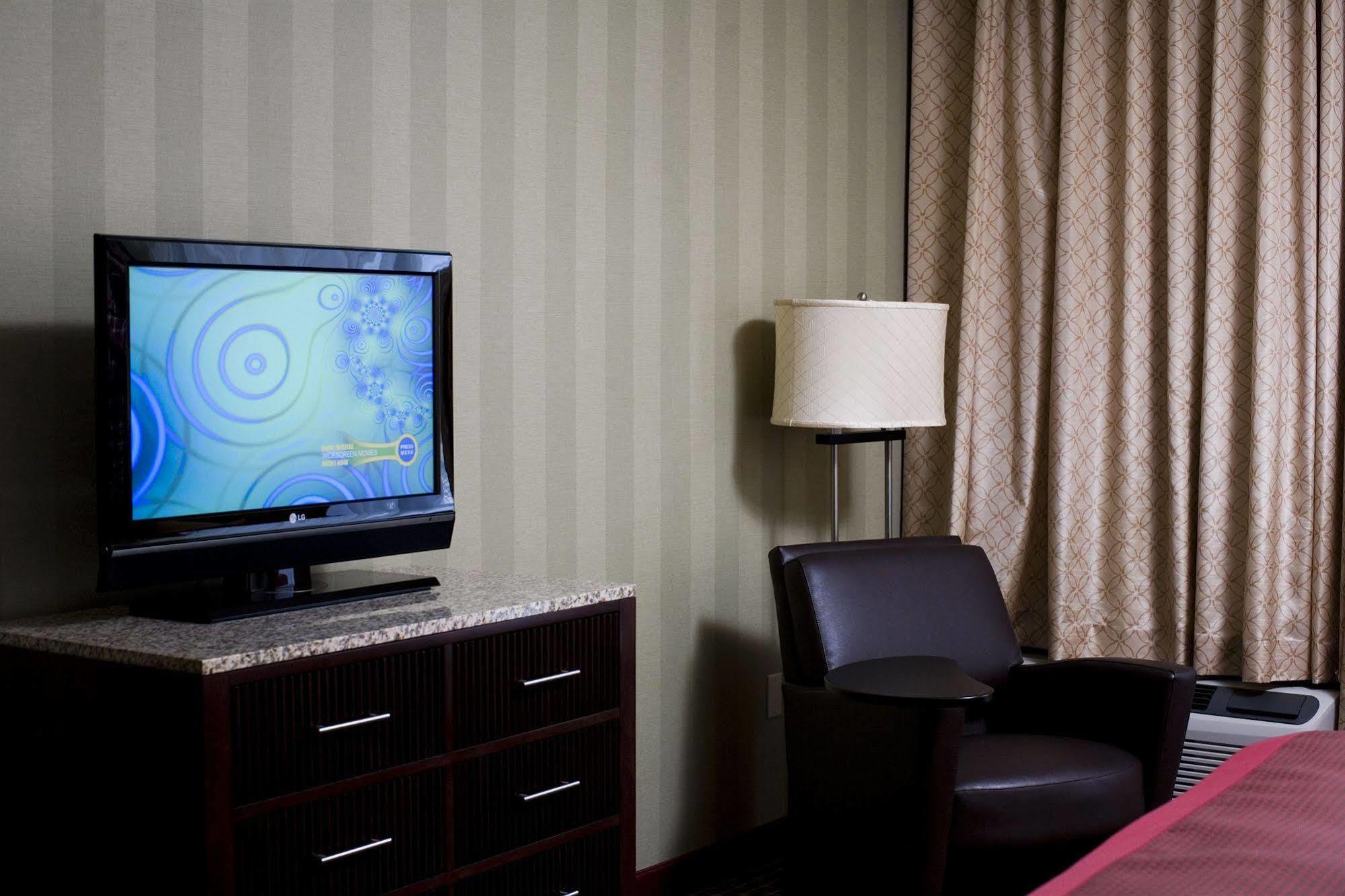 Doubletree By Hilton Atlanta Northeast/Northlake Tucker Bagian luar foto